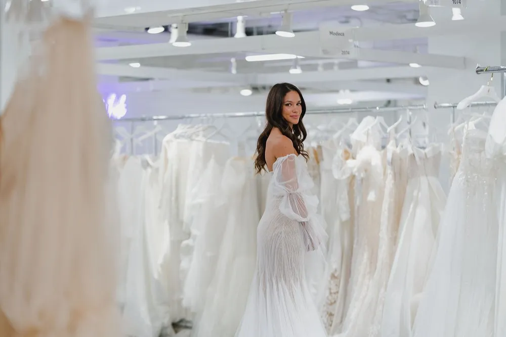 Wholesale Designer Wedding Dresses Display